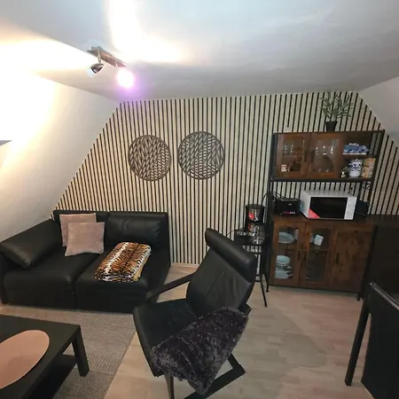 1 In - Forstfeld Apartament