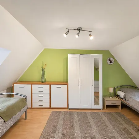 1 In - Forstfeld Apartament *